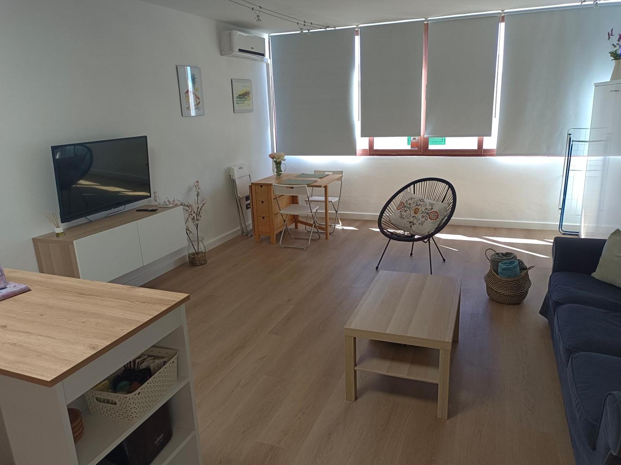 Casa Valentina Apartment Tias Bagian luar foto