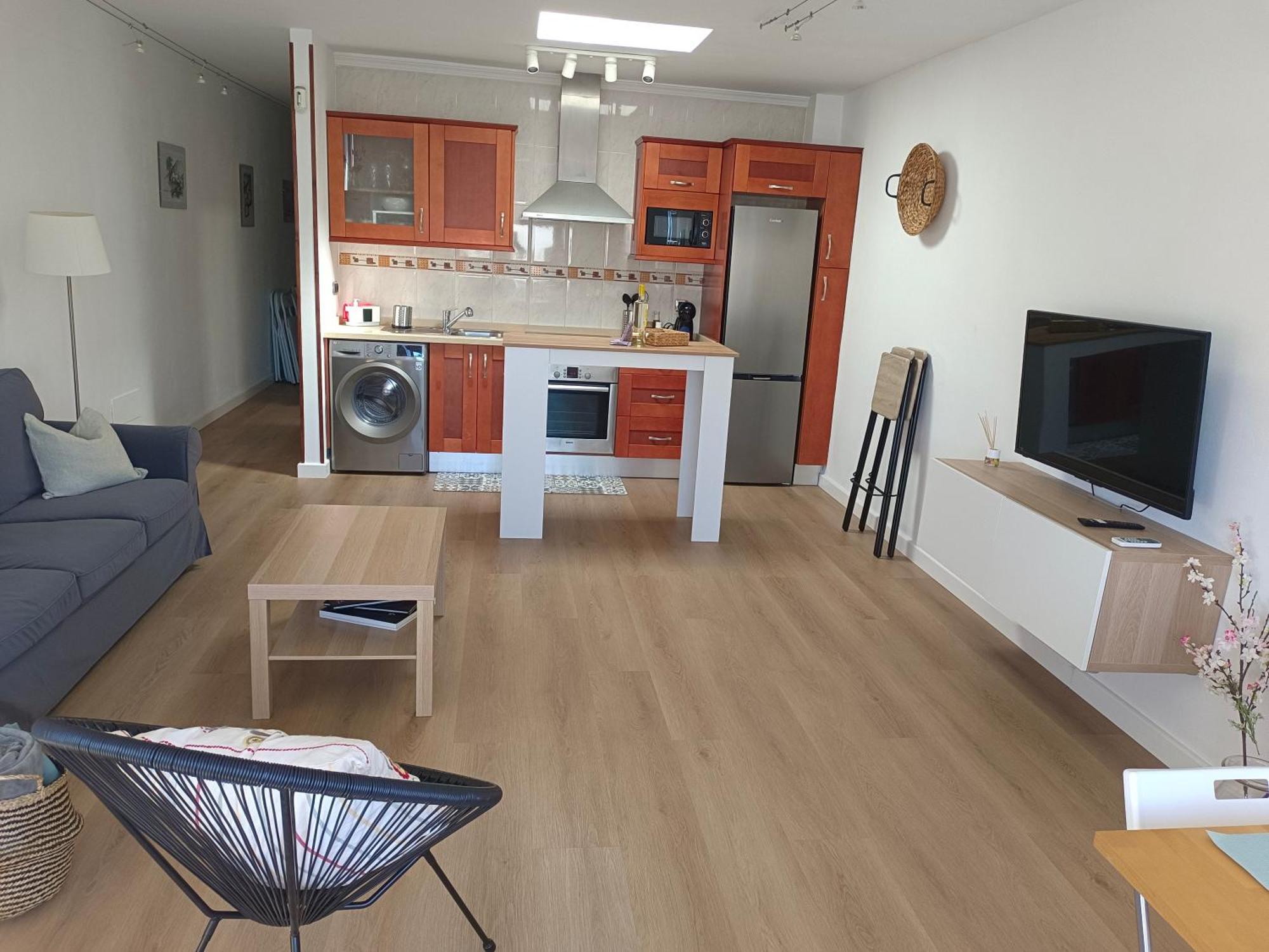 Casa Valentina Apartment Tias Bagian luar foto