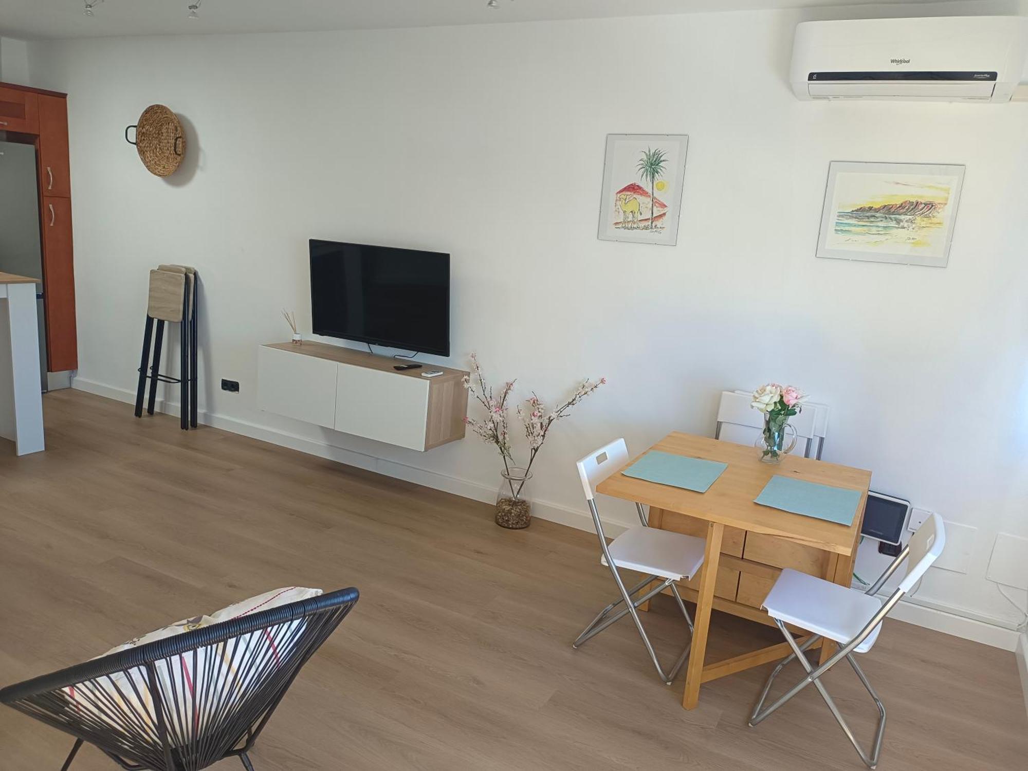 Casa Valentina Apartment Tias Bagian luar foto